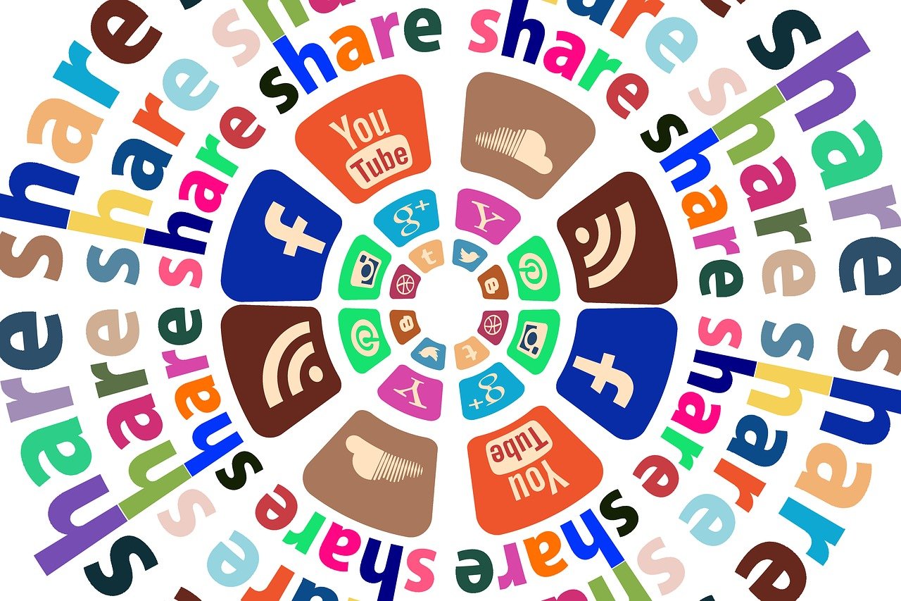 10 Social Media Trends You Need to Know in 2025
